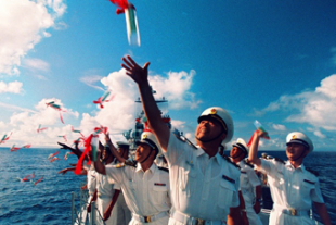 中国人民解放軍海軍創立７０周年
