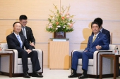 日本の安倍首相が楊潔篪氏と会談「感染対策で両国の友好が示された」.jpg